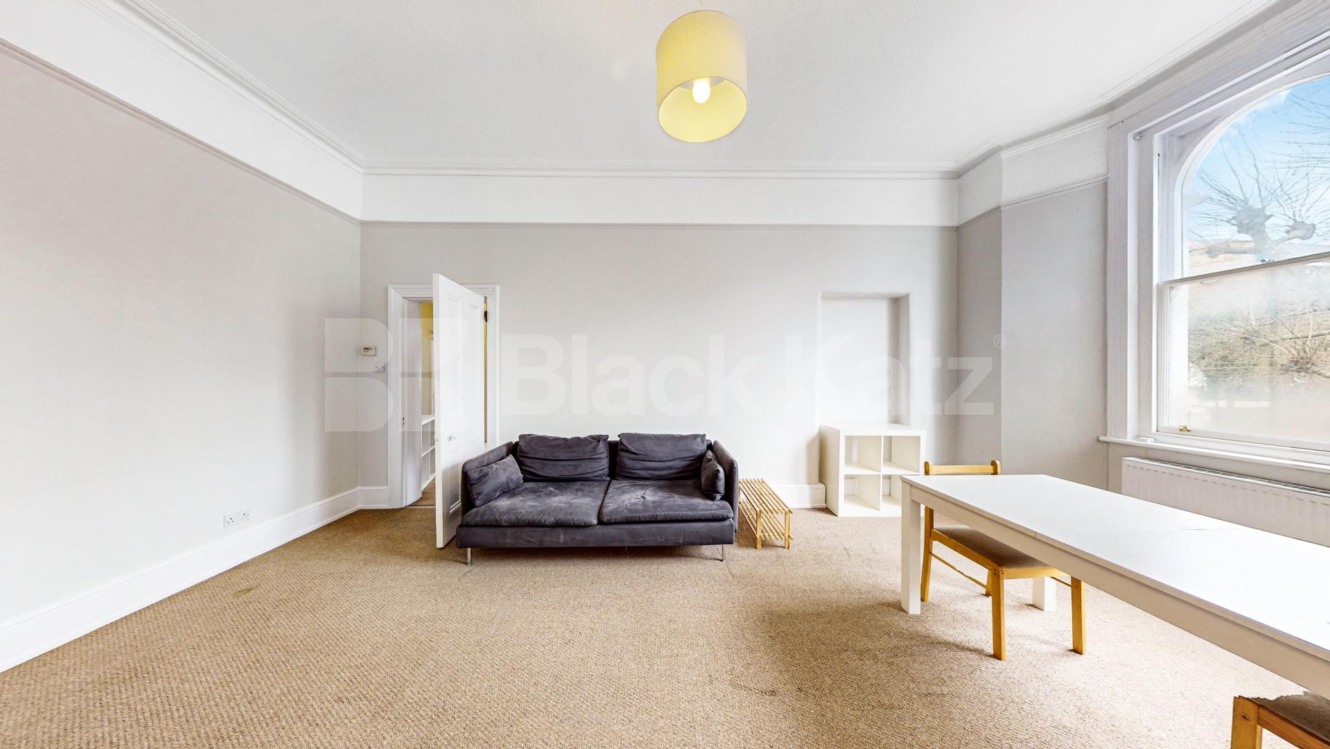 			2 Bedroom, 1 bath, 1 reception Flat			 West End Lane, West Hampstead